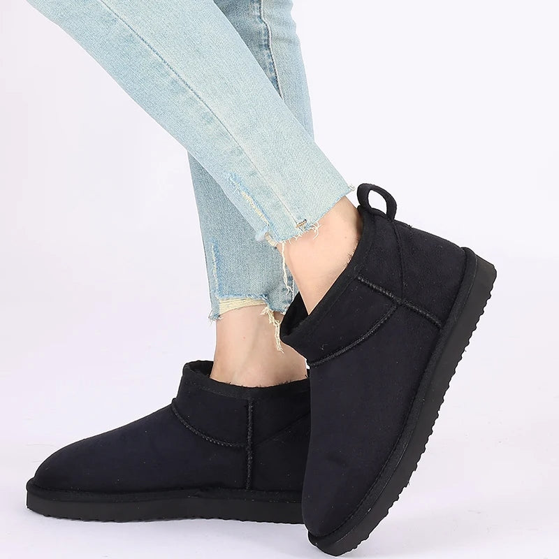 Bottes Classiques Femme d’Hiver avec Intérieur Doublé en Peluche