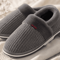 Chaussons anatomiques chauds et antidérapants pour l’hiver