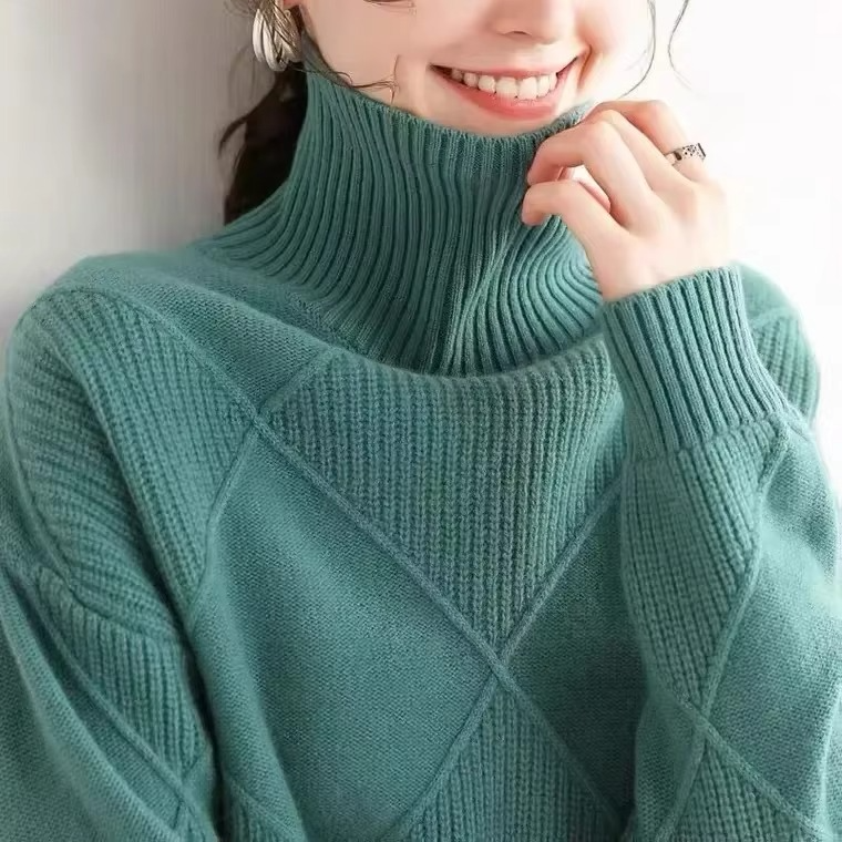Pull Femme en Laine à Col Roulé