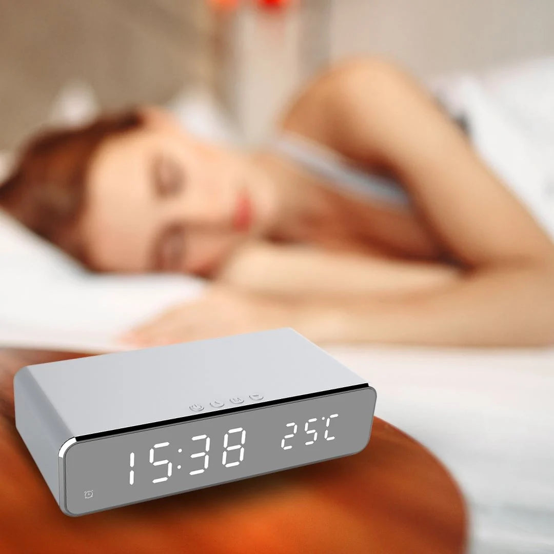 Réveil Digital avec Chargeur Sans Fil - TechCharge
