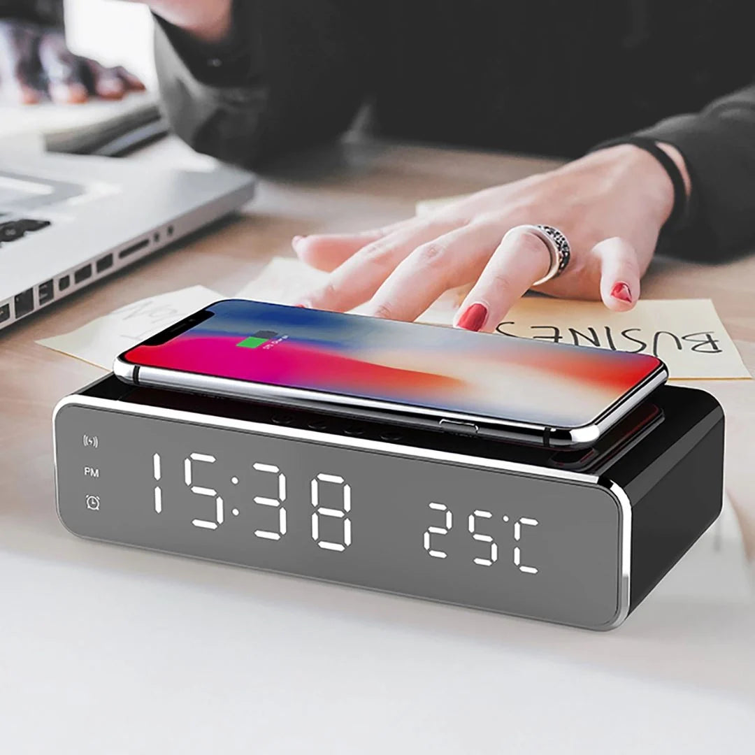 Réveil Digital avec Chargeur Sans Fil - TechCharge